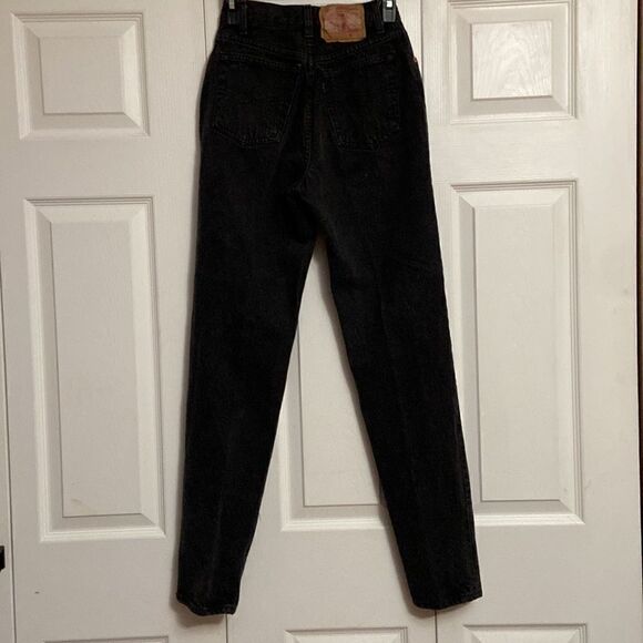 Black vintage Levi’s  - Picture 2 of 4